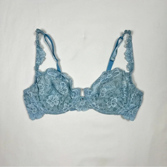 Vintage Y2K Victoria’s Secret Lace Bra - Picture 2 of 6